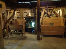Cooper's Mill, NJ
Interior 2 Receiving Bins